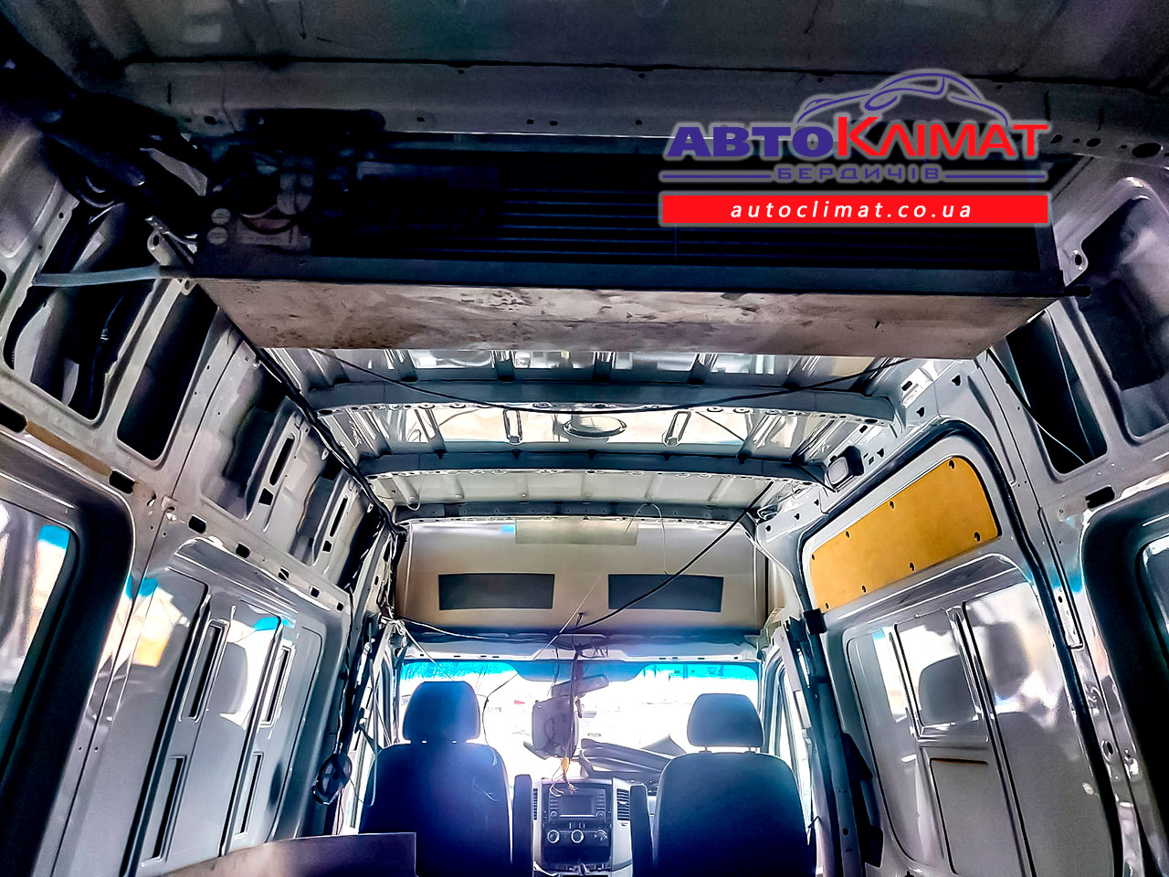 Монтаж накрышного кондиционера Albatros