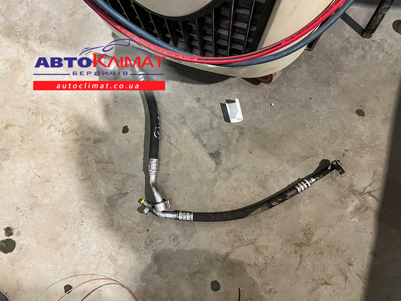 Монтаж штатного кондиционера Mercedes Sprinter 906