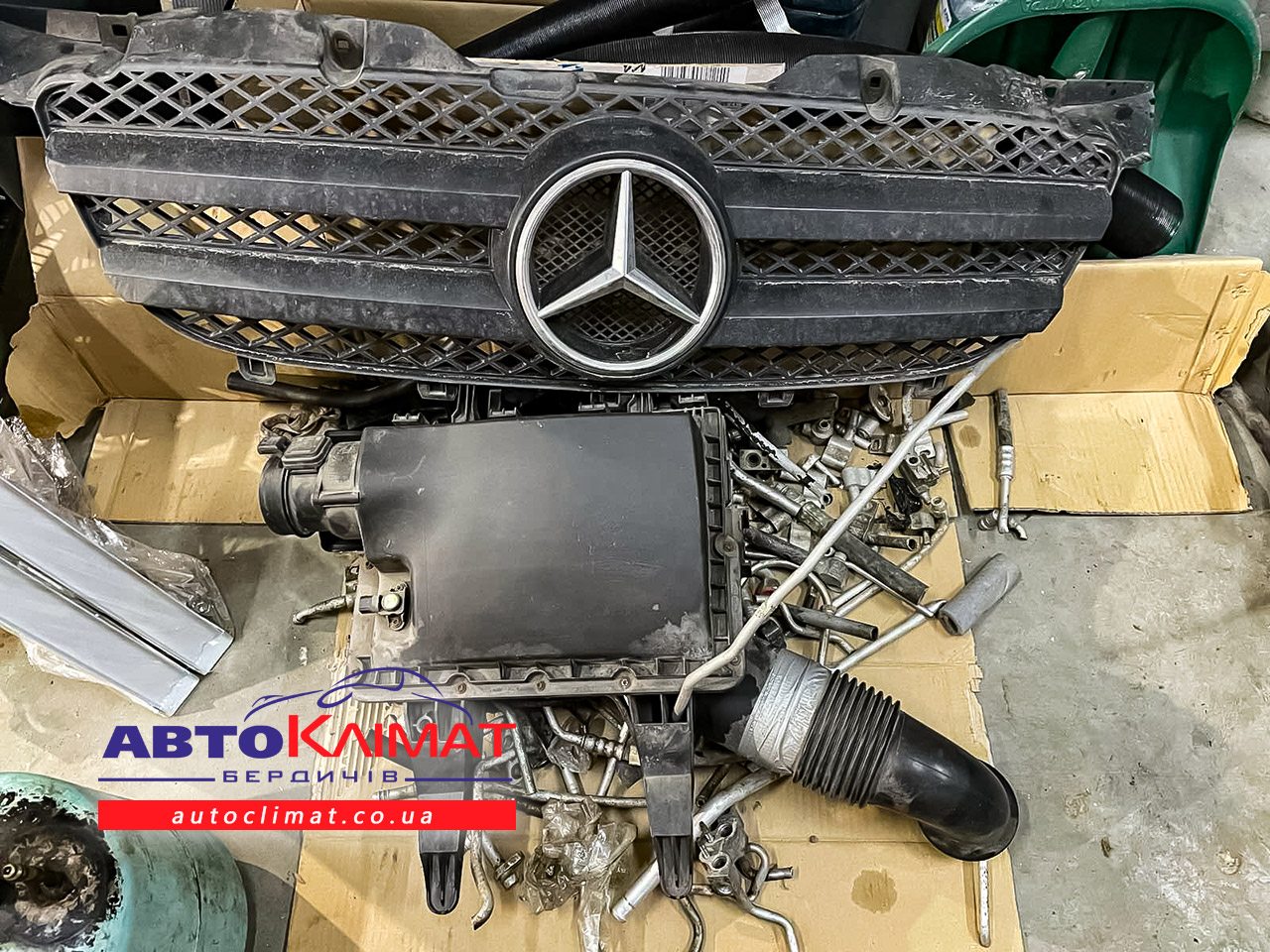 Монтаж штатного кондиционера Mercedes Sprinter 906